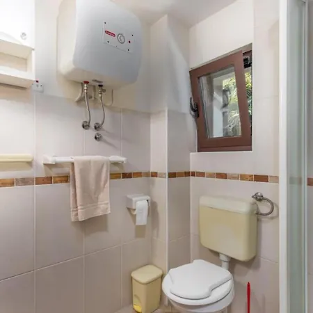 شقة With Balcony And 1 نجيفيش