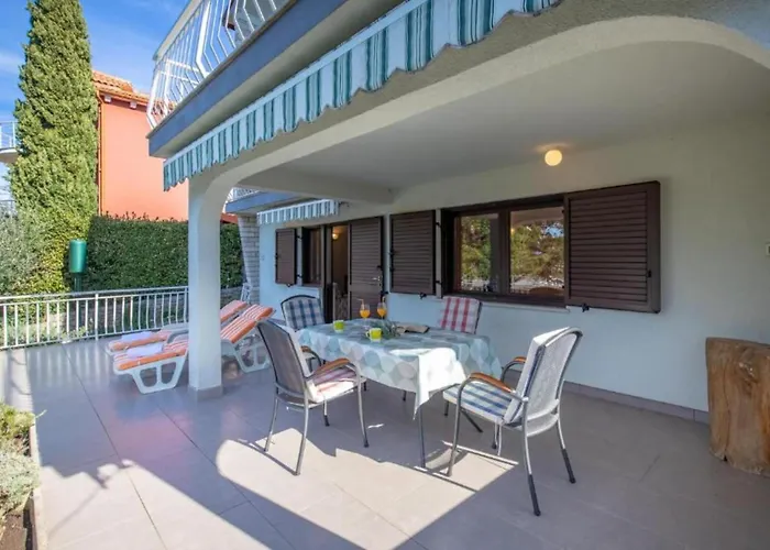 With Balcony And 1 Apartament