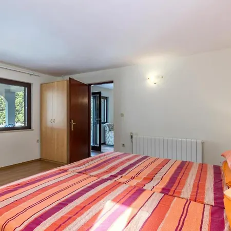 Lägenhet With Balcony And 1 *